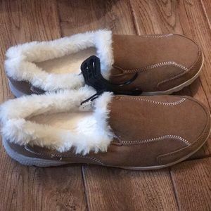 Danskin slip on fur shoe!